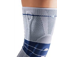 Bauerfeind GenuTrain Knee Brace
